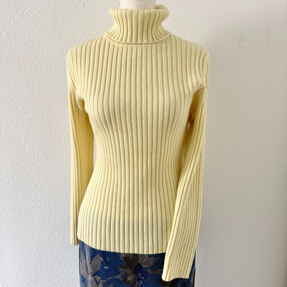 Vintage 00s New York & Co Butter Yellow Ribbed Long Sleeve Turtleneck Cottage M